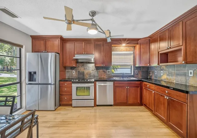 5th image of 11 Indian Trl, Ormond Beach, FL 32174 | MLS# V4950820
