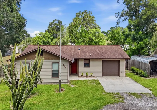 Single family home for sale at 1555 Rowe Ln, DELAND, FL 32720 | MLS# V4950821