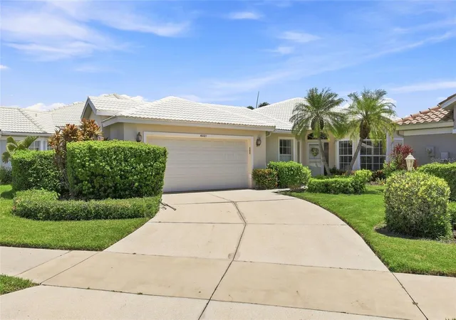 Photo 1 of Single family home for sale at 4021 Via Mirada, Sarasota, FL 34238 | MLS# A4703455 | Listing updated on 2026-09-06
