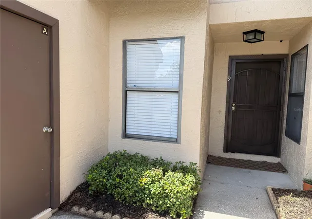 2nd image of 3000 S Semoran Blvd #9, Orlando, FL 32822 | MLS# O6434902