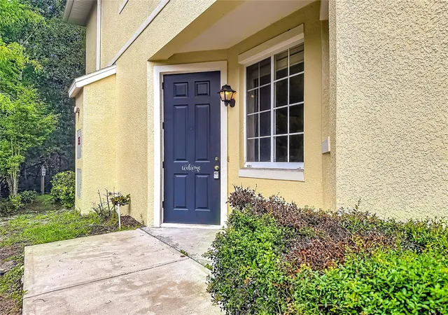 Photo 2 of Sale Pending at 10703 Regent Sq Dr #1801, Orlando, FL 32825 | MLS# S5155929 | Listing updated on 2026-09-28