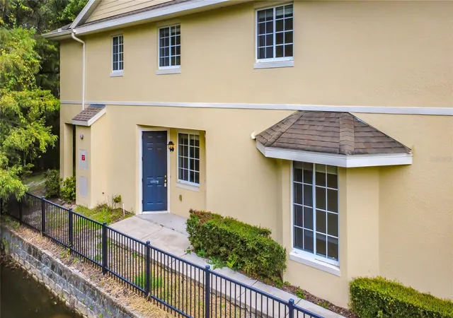 Photo 3 of Sale Pending at 10703 Regent Sq Dr #1801, Orlando, FL 32825 | MLS# S5155929 | Listing updated on 2026-09-28