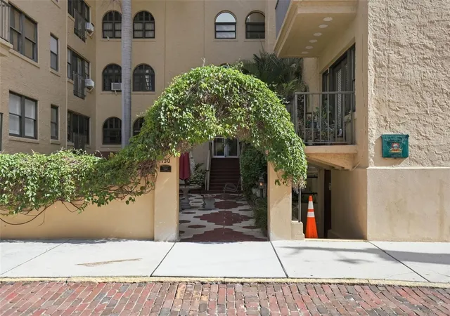 image of 130 4Th Ave N, ST PETERSBURG, FL 33701