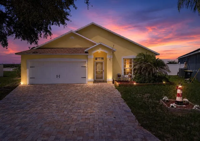 1st image of 448 Cotswold Cir, Davenport, FL 33837 | MLS# G5116663