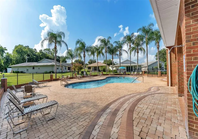 Photo 4 of Single family home for sale at 2191 Silver Re Dr, Lakeland, FL 33810 | MLS# L4964426 | Listing updated on 2026-10-29