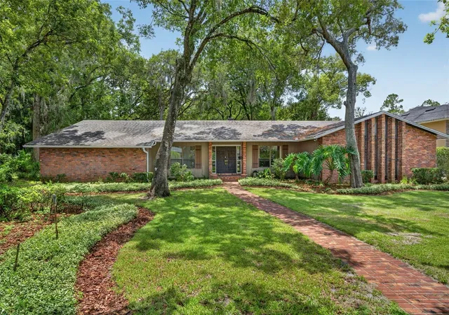 3rd image of 212 Flame Ave, Maitland, FL 32751 | MLS# O6434947