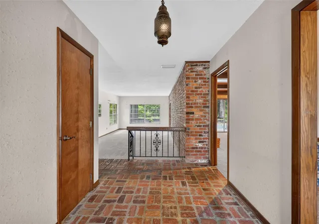 5th image of 212 Flame Ave, Maitland, FL 32751 | MLS# O6434947