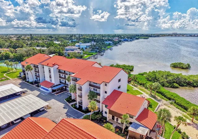 Photo 3 of Condo for sale at 1608 Stickney Point Rd #8-107, Sarasota, FL 34231 | MLS# A4703471 | Listing updated on 2026-09-12