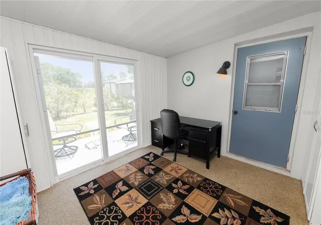 Listing Photo 2 - Condo for sale in building located at 4310 Vantage Cir, SEBRING, FL 33872