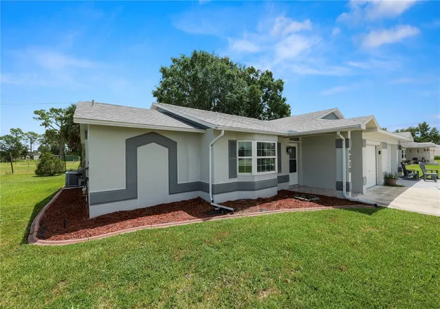 Listing Photo 4 - Condo for sale in building located at 4310 Vantage Cir, SEBRING, FL 33872