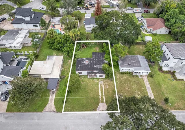 Photo 4 of Land for sale at 1416 Border Dr, Winter Park, FL 32789 | MLS# O6434973 | Listing updated on 2026-10-01