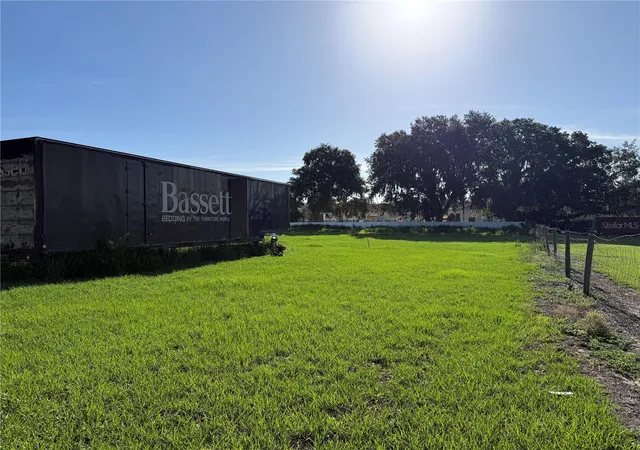 Photo 5 of Single family home for sale at 1015 Makowski Rd, Wauchula, FL 33873 | MLS# A4703476 | Listing updated on 2026-08-27