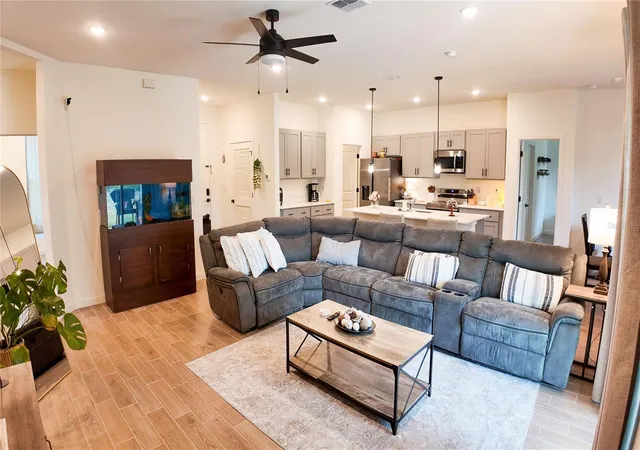 3rd image of 4258 Sw 96Th Pl, Ocala, FL 34476 | MLS# S5155944