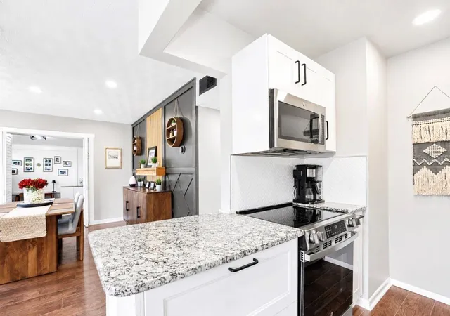 image of 626 Laura Ln, Dunedin, FL 34698 | MLS# TB8540521