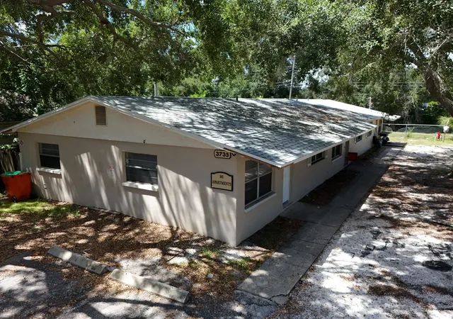 2nd image of 3735 141st Pl, Largo, FL 33771 | MLS# TB8540522