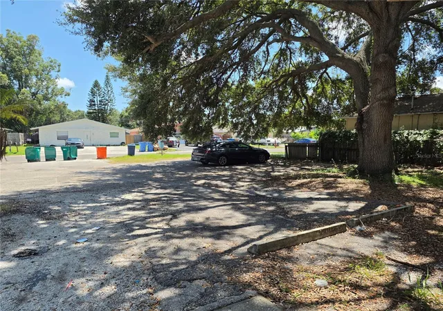 4th image of 3735 141St Pl, Largo, FL 33771 | MLS# TB8540522