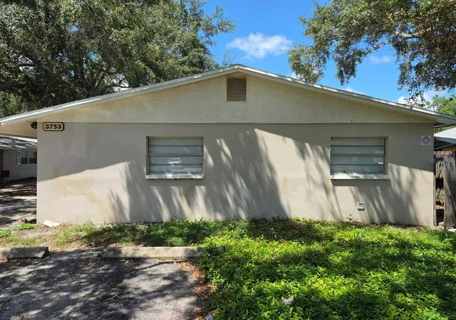 2nd image of 3753 141st Pl, Largo, FL 33771 | MLS# TB8540523