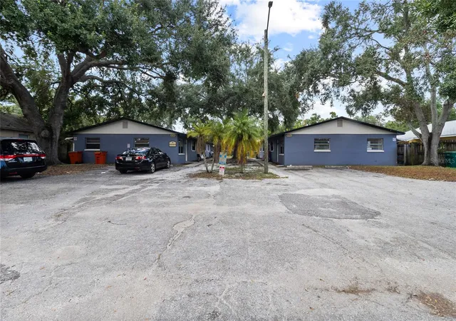 Photo 3 of House for sale at 3753 141st Place, Largo, FL 33771 | MLS# TB8540523 | Listing updated on 2026-09-28
