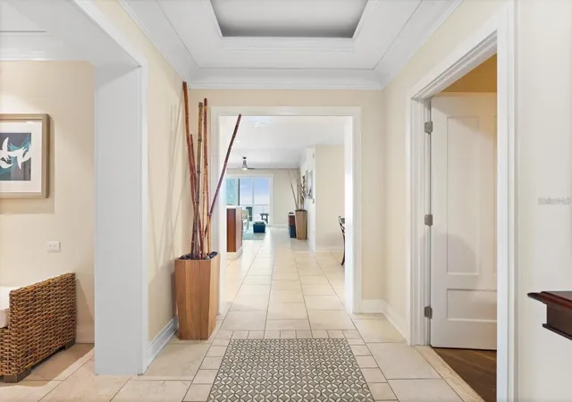Photo 3 of Condo for sale at 915 Seaside Dr #405, WEEKS 22-23, Sarasota, FL 34242 | MLS# A4703483 | Listing updated on 2026-08-25