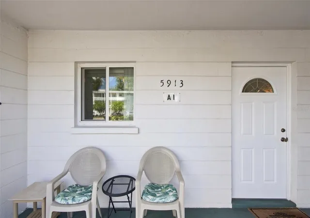 3rd image of 5913 17th St W, BRADENTON, FL 34207