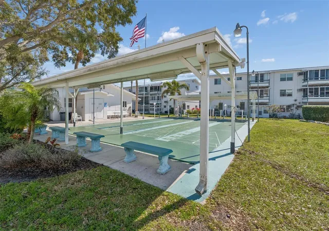 40th image of 5913 17th St W #1, Bradenton, FL 34207 | MLS# A4703486