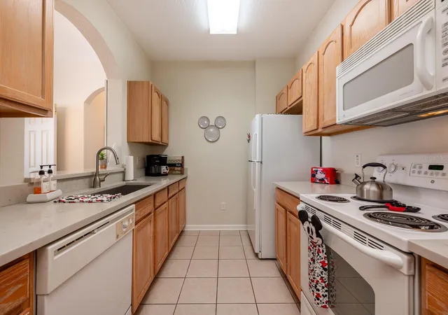 4th image of 2778 Almaton Loop #204, Kissimmee, FL 34747 | MLS# O6435008