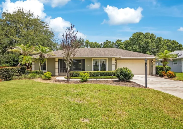 Photo 1 of Sale Pending at 364 Cherry Tree St, Eustis, FL 32726 | MLS# G5116673 | Listing updated on 2026-08-27