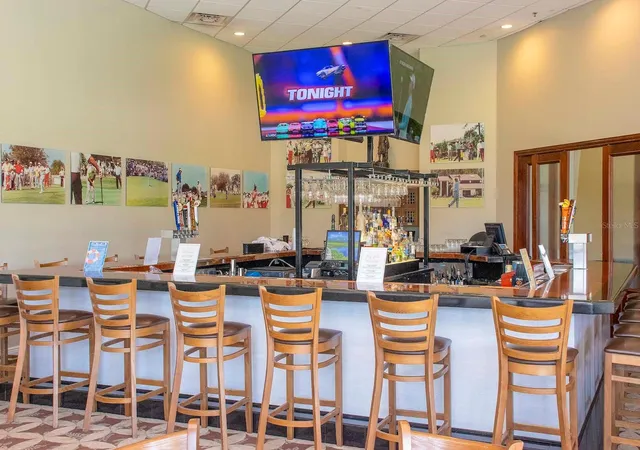 2nd image of 13941 Clubhouse Dr, TAMPA, FL 33618