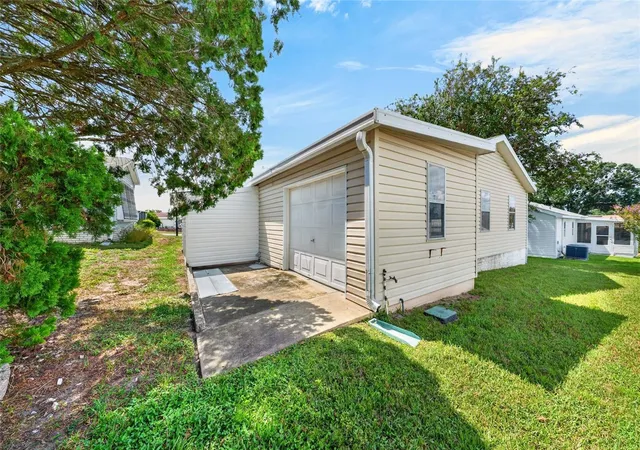 Photo 2 of Single family home for sale at 1207 Palmetto Dr, The Villages, FL 32159 | MLS# G5116675 | Listing updated on 2026-09-22