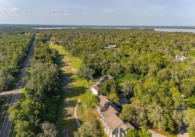 2nd image of 3558 Camelot Dr, HAINES CITY, FL 33844