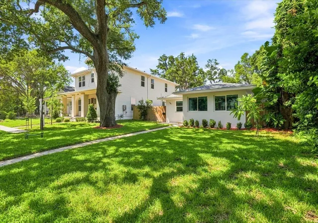 Photo 4 of Single family home for sale at 135 24th Avenue SE, Saint Petersburg, FL 33705 | MLS# TB8540557 | Listing updated on 2026-08-23