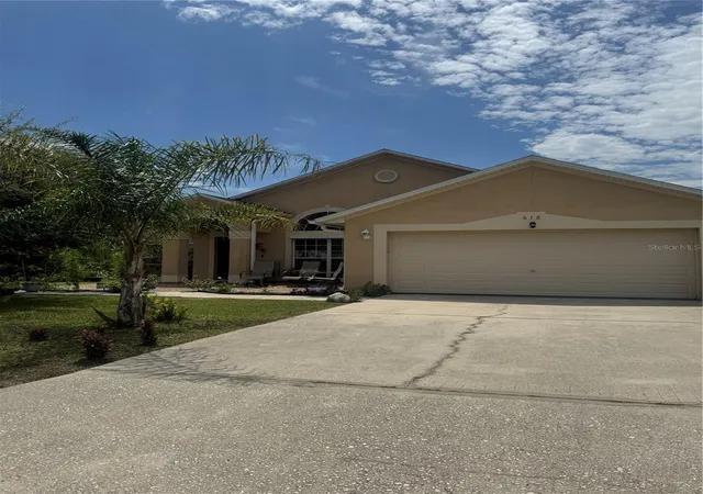 Photo 1 of Single family home for sale at 618 Madrid Dr, Kissimmee, FL 34758 | MLS# O6435027 | Listing updated on 2026-08-22