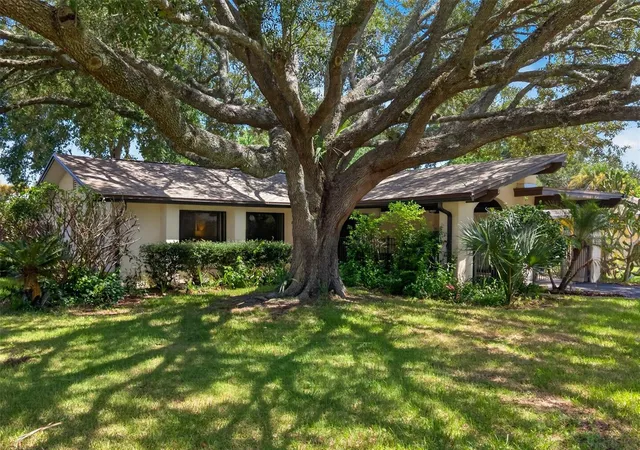 1st image of 13 Fairview Ln, Palm Coast, FL 32137 | MLS# FC320821
