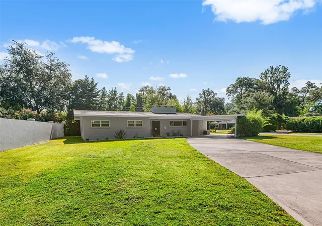 Photo 2 of Single family home for sale at 2624 Easton Ter, Lakeland, FL 33803 | MLS# TB8540579 | Listing updated on 2026-10-08