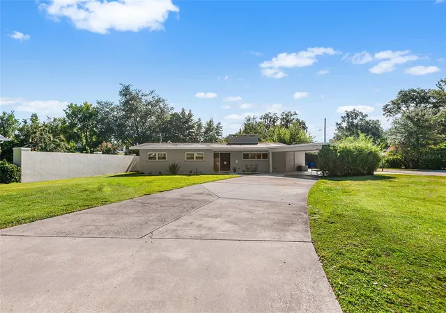 Photo 3 of Single family home for sale at 2624 Easton Ter, Lakeland, FL 33803 | MLS# TB8540579 | Listing updated on 2026-10-08