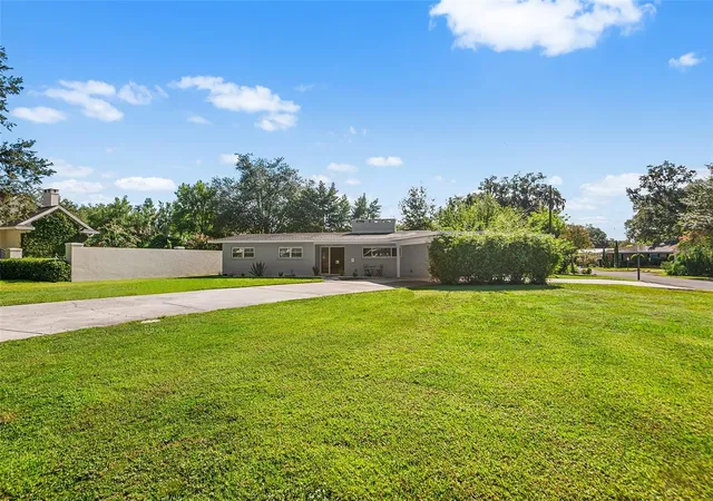 Photo 3 of Single family home for sale at 2624 Easton Ter, Lakeland, FL 33803 | MLS# TB8540579 | Listing updated on 2026-10-08
