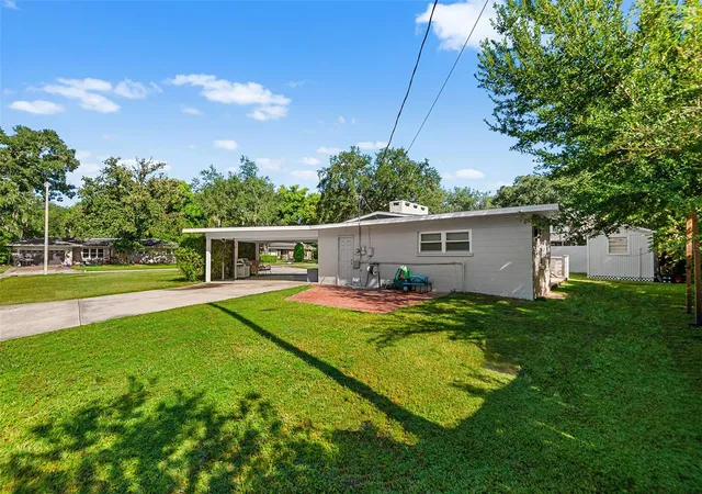 Photo 4 of Single family home for sale at 2624 Easton Ter, Lakeland, FL 33803 | MLS# TB8540579 | Listing updated on 2026-10-08
