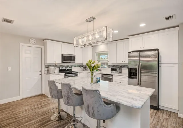 5th image of 11288 60Th Ave, Seminole, FL 33772 | MLS# TB8540580