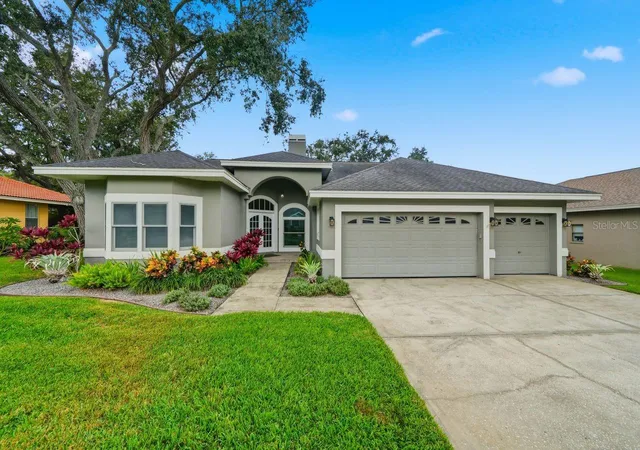 1st image of 700 Westfield Ct, Dunedin, FL 34698 | MLS# TB8540585