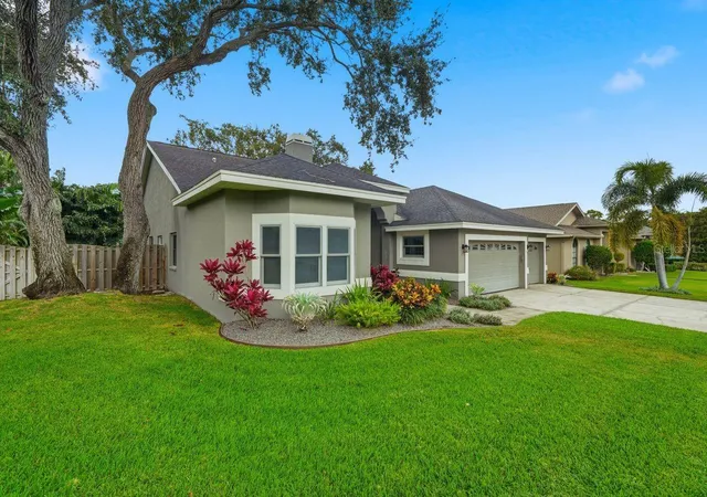 4th image of 700 Westfield Ct, Dunedin, FL 34698 | MLS# TB8540585