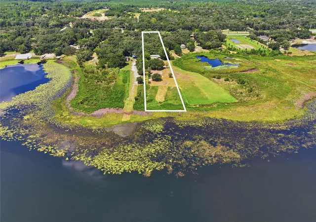 3rd image of 1837 State Road 20, Hawthorne, FL 32640 | MLS# GC542872