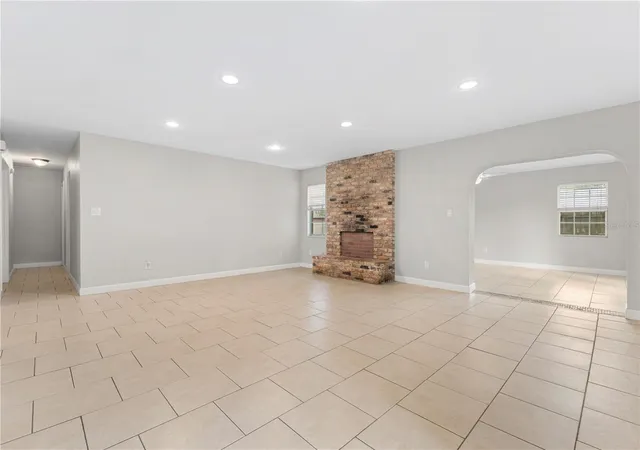 Photo 3 of Sale Pending at 1723 Canterbury Cir, Casselberry, FL 32707 | MLS# O6435061 | Listing updated on 2026-10-07
