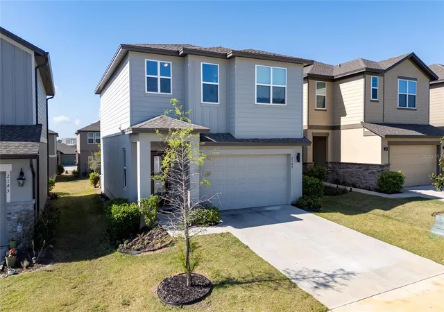 Photo 3 of Single family home for sale at 2149 Treasure Hl St, Clermont, FL 34715 | MLS# S5155962 | Listing updated on 2026-09-15