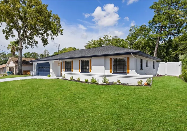 2nd image of 12018 Linden Dr, Spring Hill, FL 34608 | MLS# TB8540614