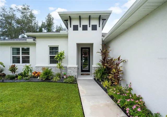 4th image of 4033 Union Ln, North Port, FL 34288 | MLS# C7529789