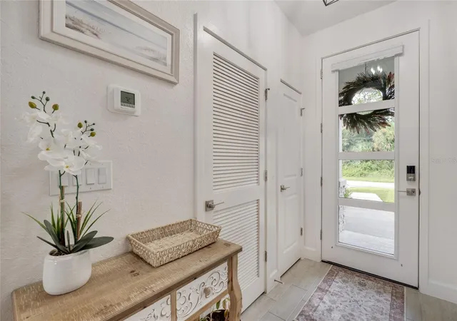 5th image of 4033 Union Ln, North Port, FL 34288 | MLS# C7529789