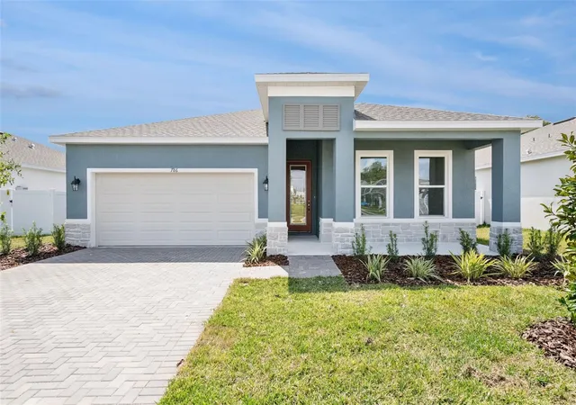 Photo 1 of Single family home for sale at 786 Emerald Grove Dr, Apopka, FL 32703 | MLS# W7888754 | Listing updated on 2026-10-06
