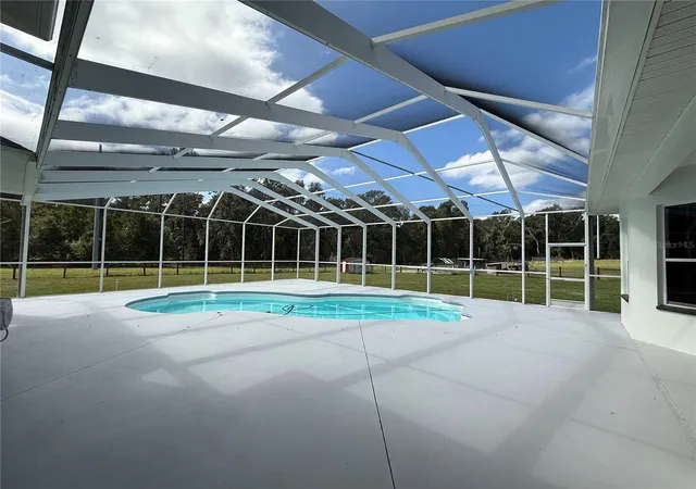 Photo 2 of Mansion for sale at 25406 Ladyhawk Ln, Brooksville, FL 34601 | MLS# TB8540624 | Listing updated on 2026-10-20