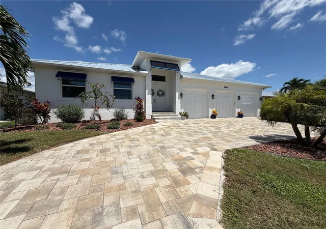 3rd image of 2750 W Marion Ave, Punta Gorda, FL 33950 | MLS# C7529790