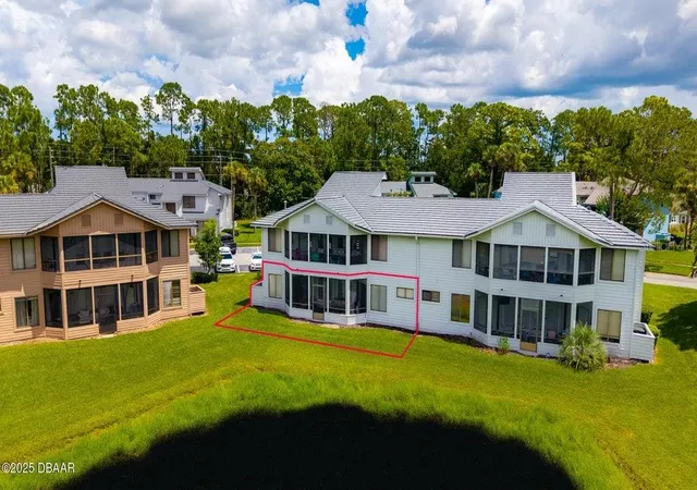 29th image of 150 Blue Heron Dr #B, Daytona Beach, FL 32119 | MLS# V4950837